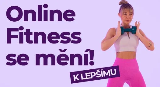 Žena s činkou představuje změny v online fitnesu.