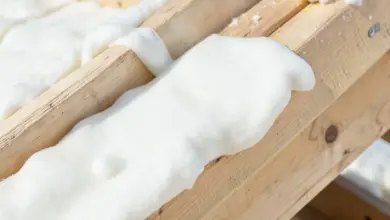 Jaké jsou výhody a nevýhody izolace pur pěnou - ilustrační foto